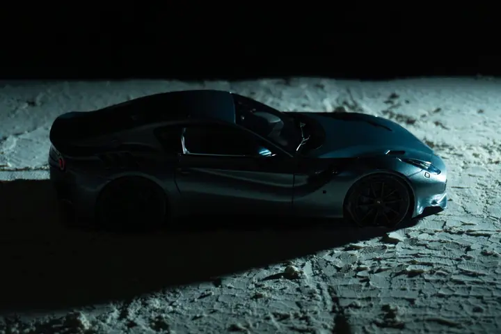 Ferrari F12tdf a escala 1:18, foto 6