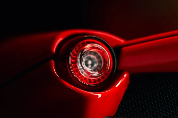 Ferrari LaFerrari a escala 1:18, foto 2