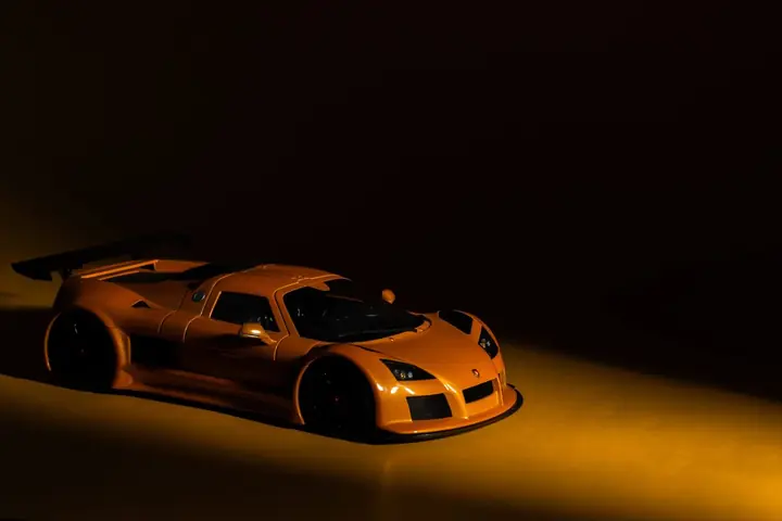 Gumpert Apollo S a escala 1:18, foto 3