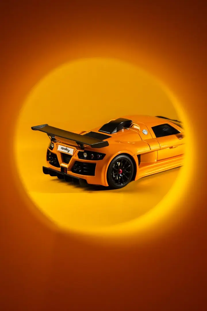 Gumpert Apollo S a escala 1:18, foto 4