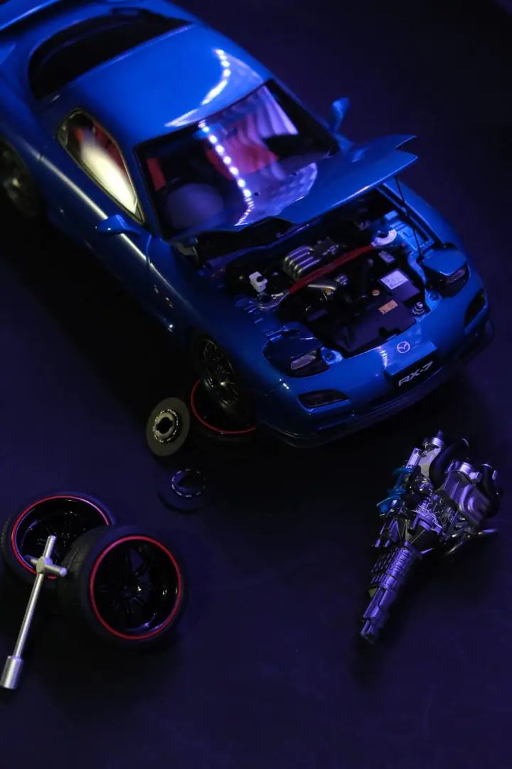 Mazda RX-7 a escala 1:18