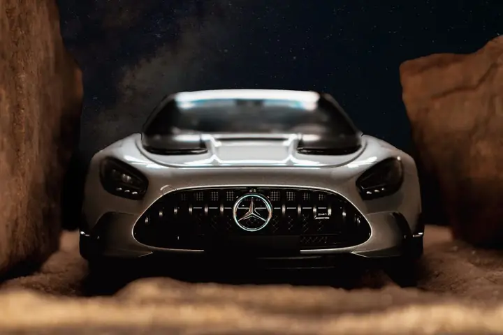 Mercedes-AMG GT Black Series a escala 1:18, foto 1