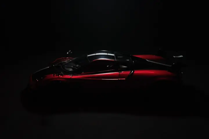 Pagani Huayra a escala 1:18, foto 2