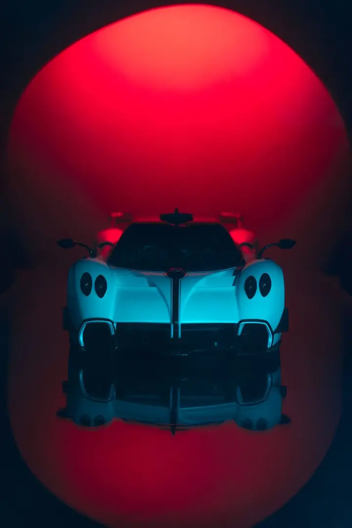 Pagani Huayra R a escala 1:18, foto 2
