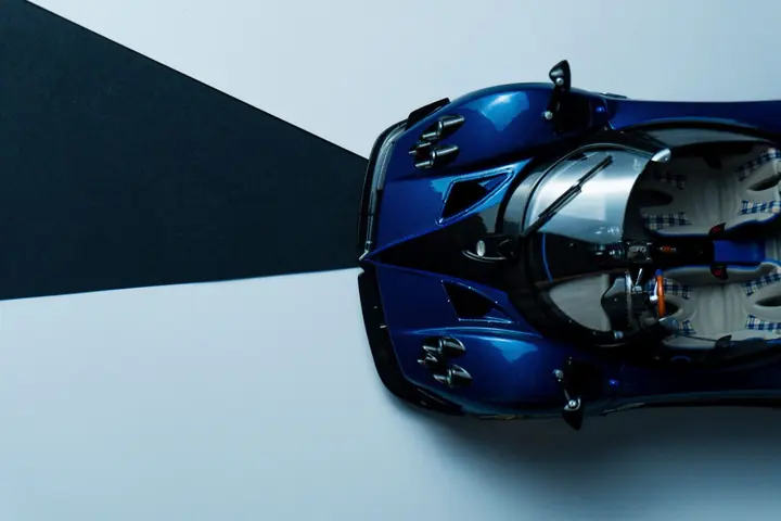 Pagani Zonda HP Barchetta a escala 1:18, foto 3