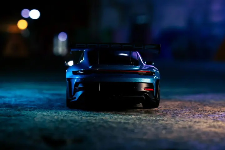 Porsche 911 GT3 RS a escala 1:18, foto 1