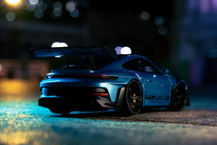 Porsche 911 GT3 RS a escala 1:18, foto 2