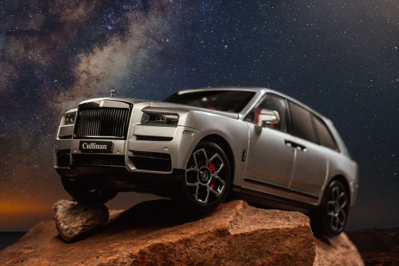Rolls-Royce Cullinan a escala 1:18